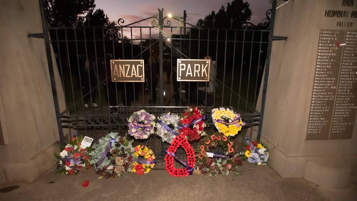 Thousands of people arrived to pay their respects at the Dawn Service at ANZAC Park on Brisbane Street in Tamworth. Picture by Peter Hardin