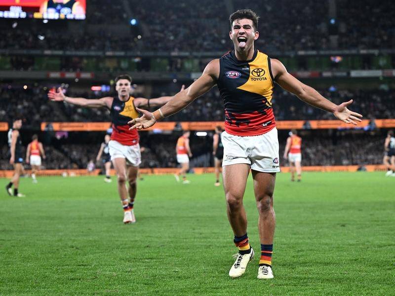 Adelaide have recorded their first win of the season and also ended Carlton's perfect start. (Joel Carrett/AAP PHOTOS)